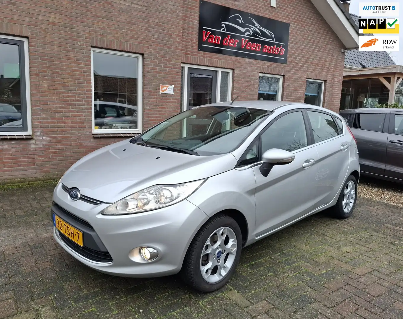 Ford Fiesta 1.25. Unieke KM-stand! 1ste eigenaar, onderhoudshi Grau - 1