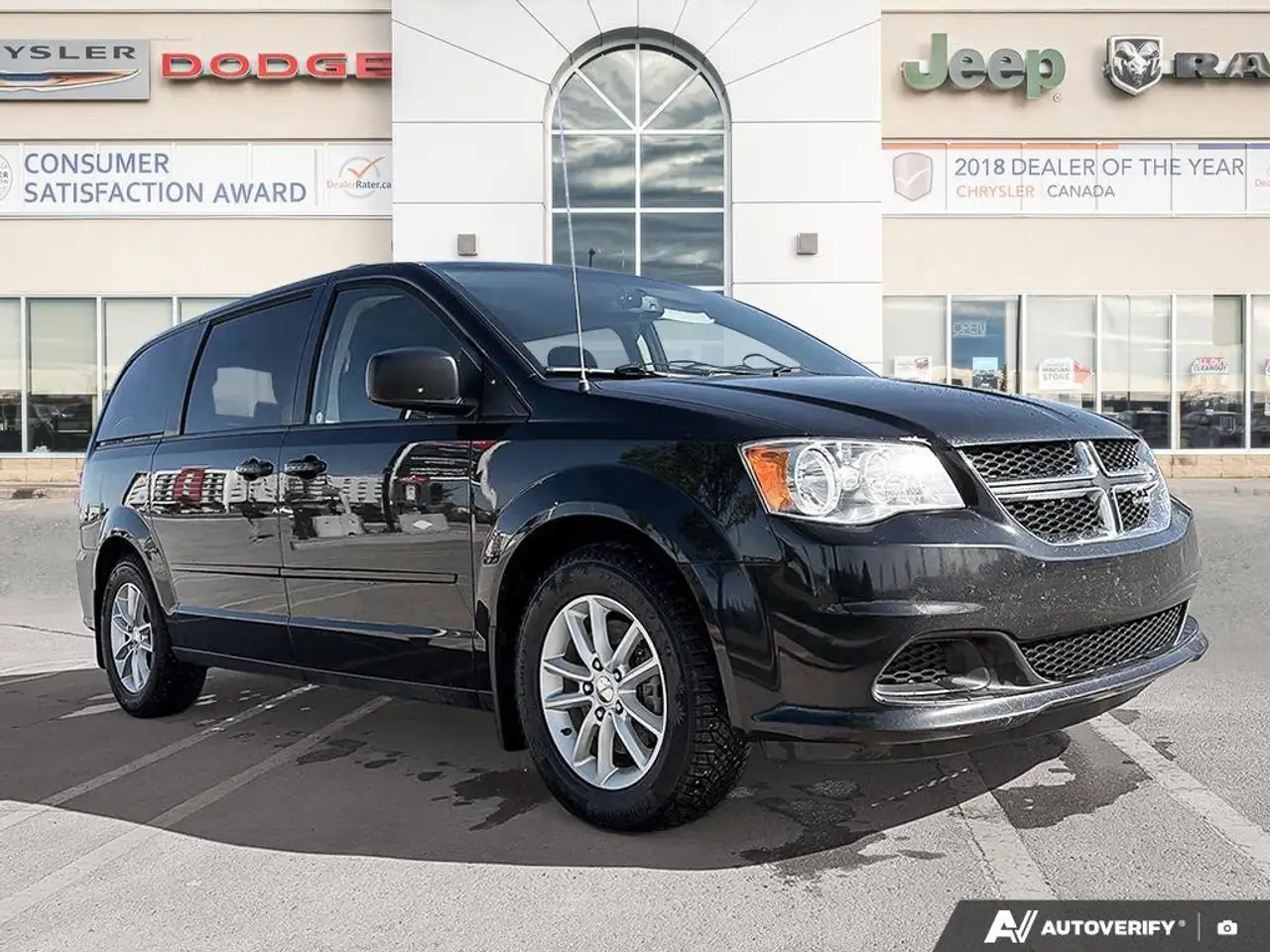 Dodge Grand Caravan снимка Dodge Grand Caravan