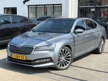 2.0 TSI Laurin & Klement, Full option, Schuif/kant