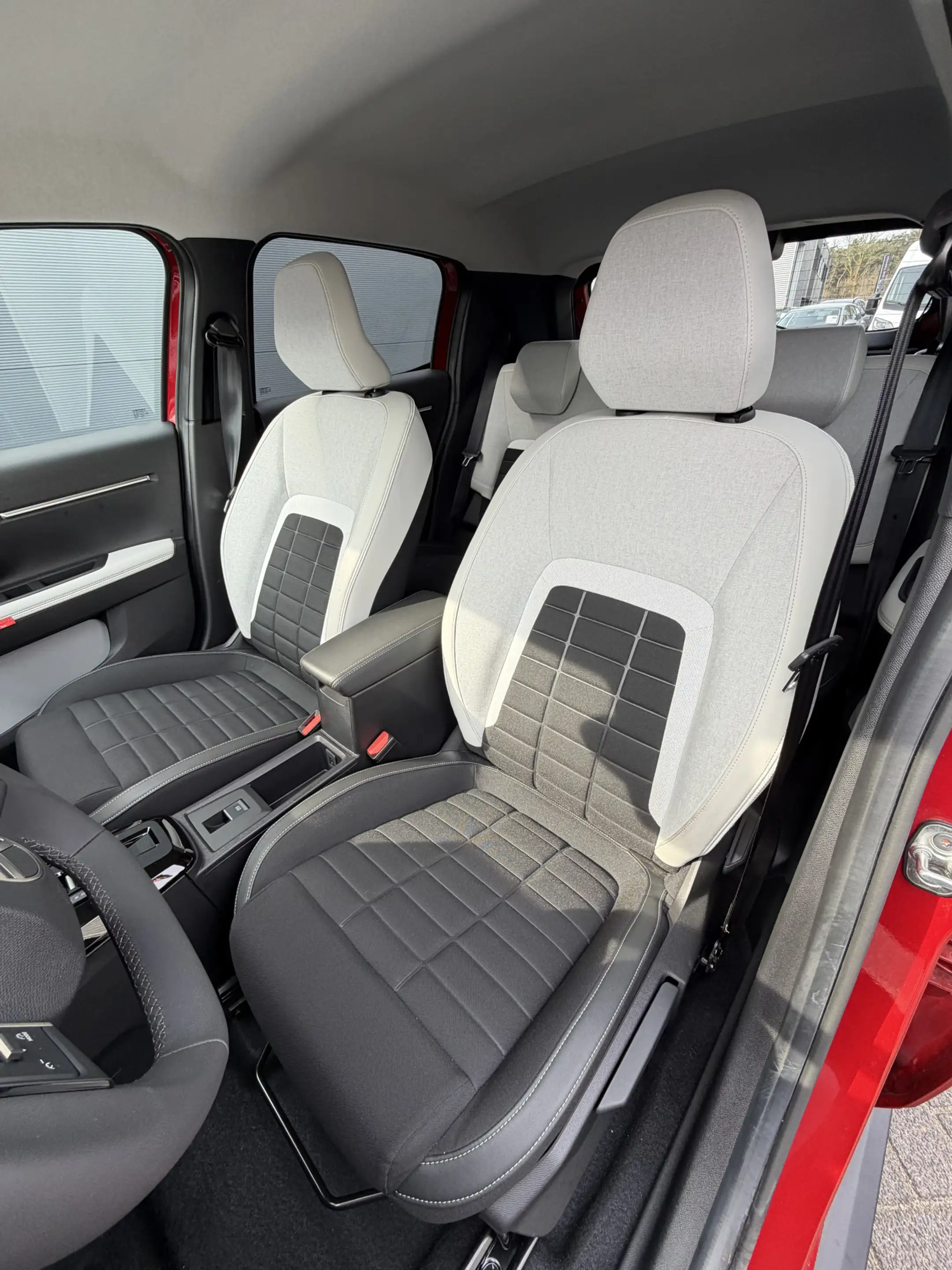 Citroen E-C3 Max 113pk 44 kWh (Automatische Airco - Navigatie - — photo 12