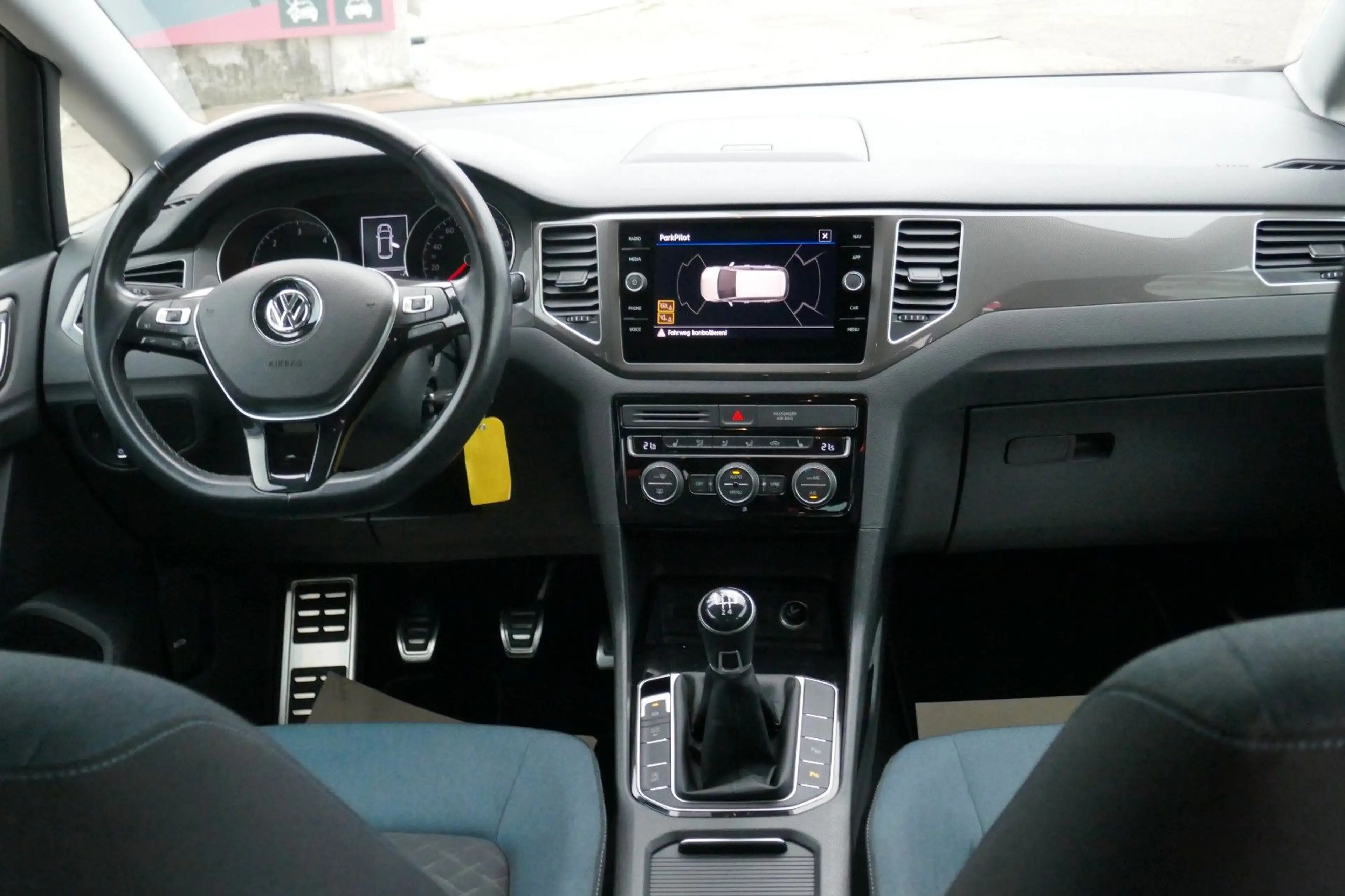 Volkswagen Golf Sportsvan IQ.DRIVE LED/ACC/NAV/AHZV — photo 10