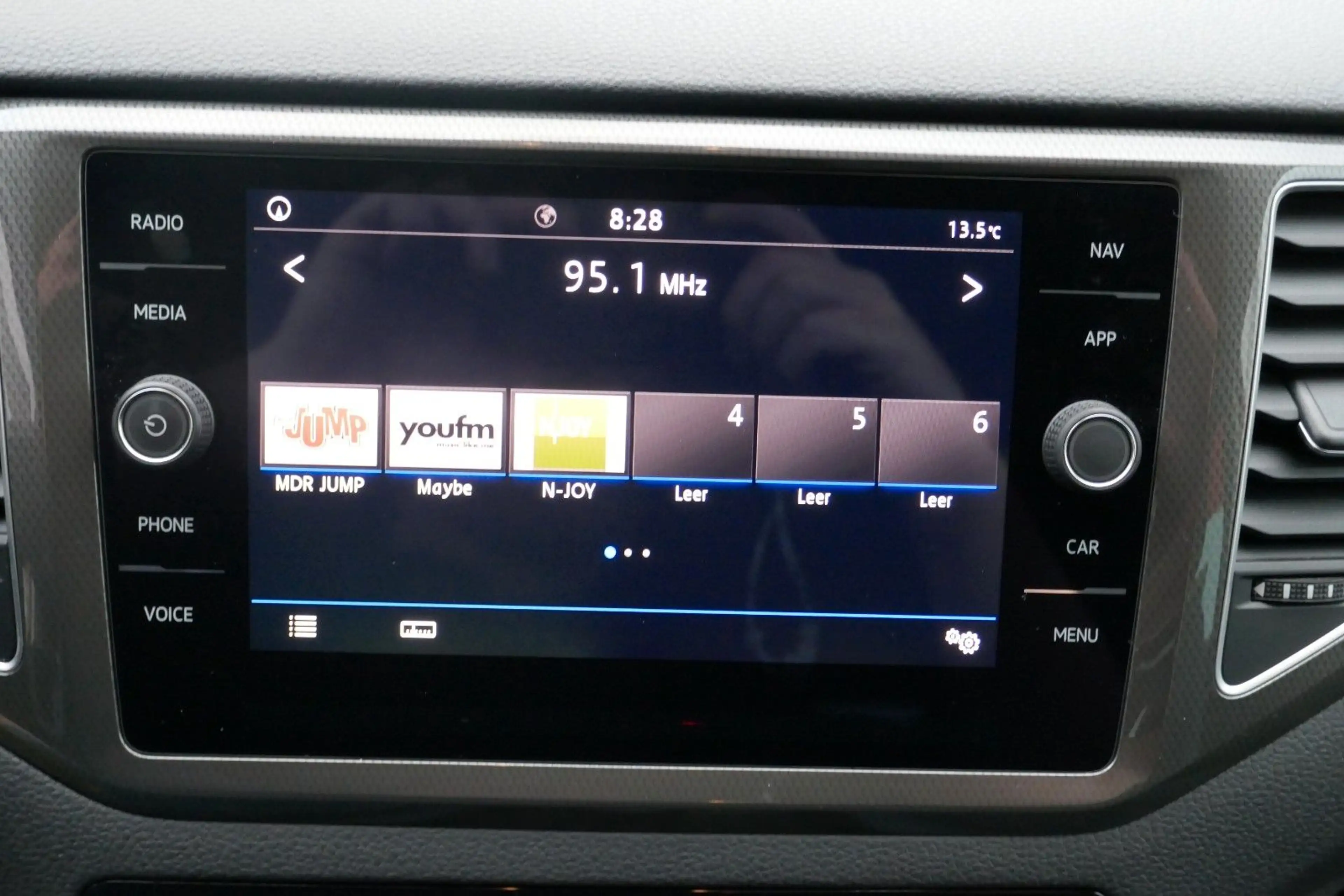 Volkswagen Golf Sportsvan IQ.DRIVE LED/ACC/NAV/AHZV — photo 11