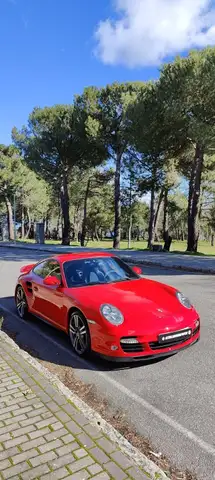 Porsche 911 view 9