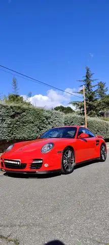 Porsche 911 view 5