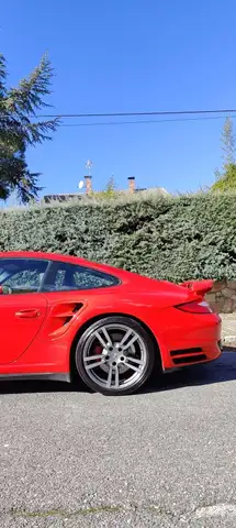 Porsche 911 view 14