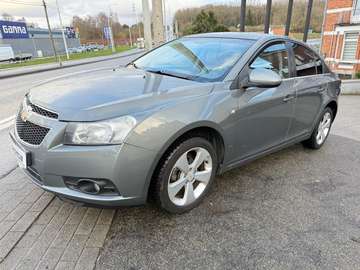 Cruze 1.6i LS
