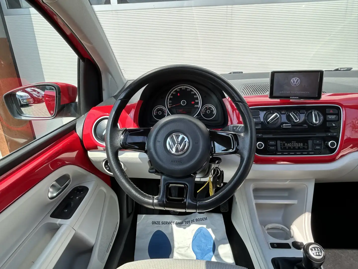 Volkswagen up! 1.0 high up! Navigatie|Panorama|Cruise|Parkeersens Czerwony - 2