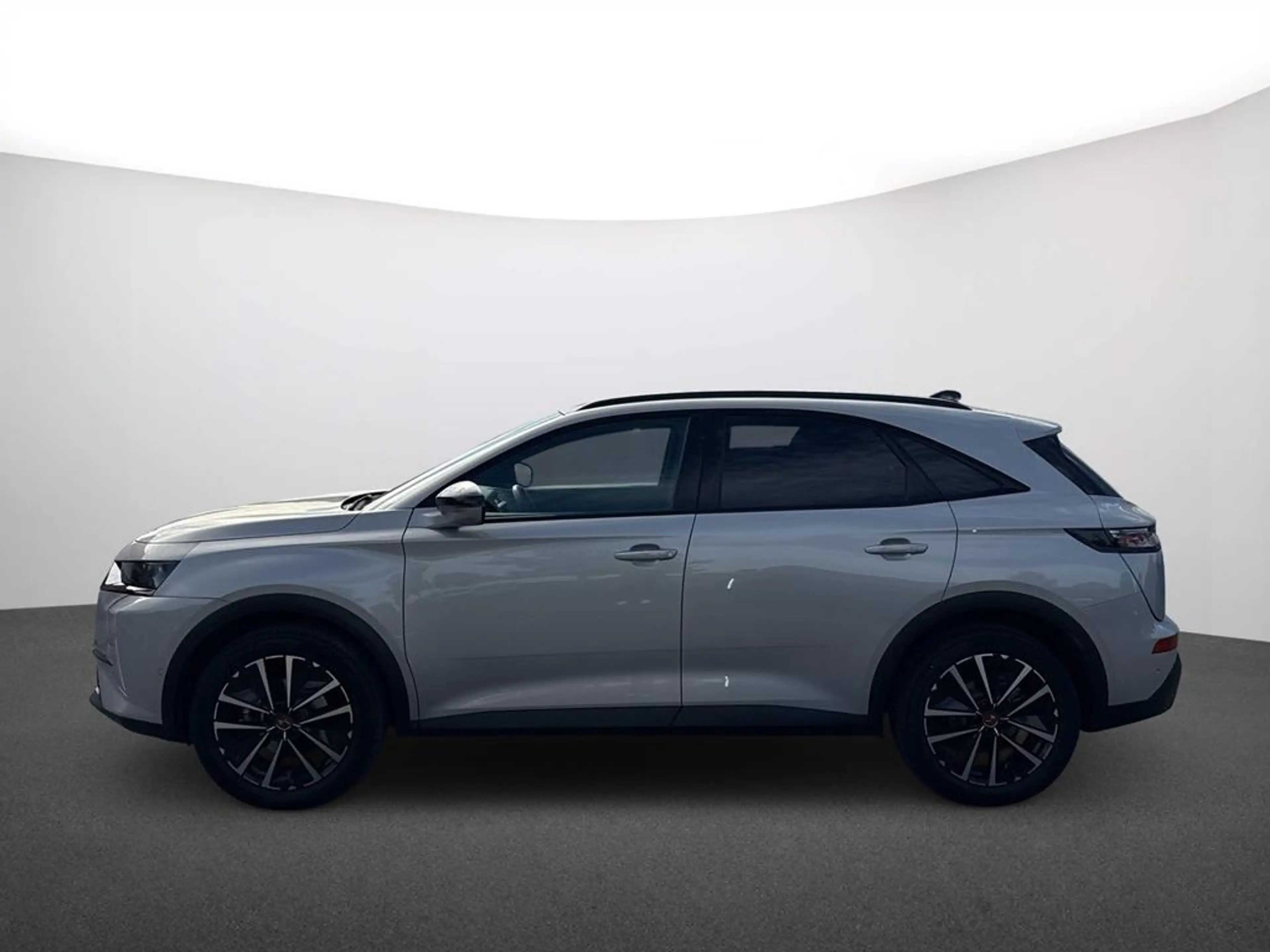 DS Automobiles DS 7 Performance Line BlueHDi 130 — photo 5
