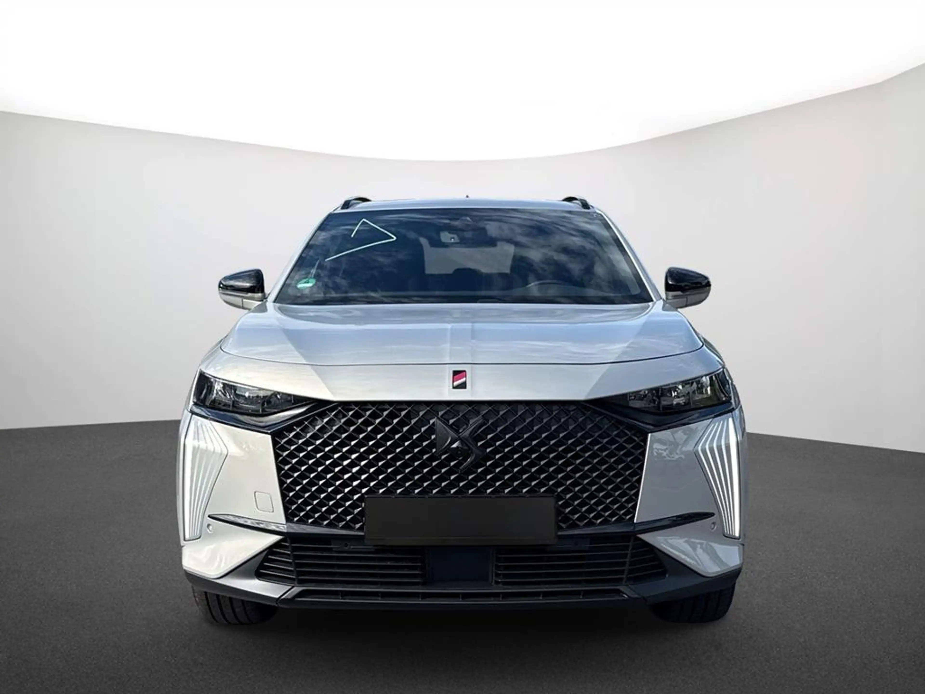 DS Automobiles DS 7 Performance Line BlueHDi 130 — photo 3