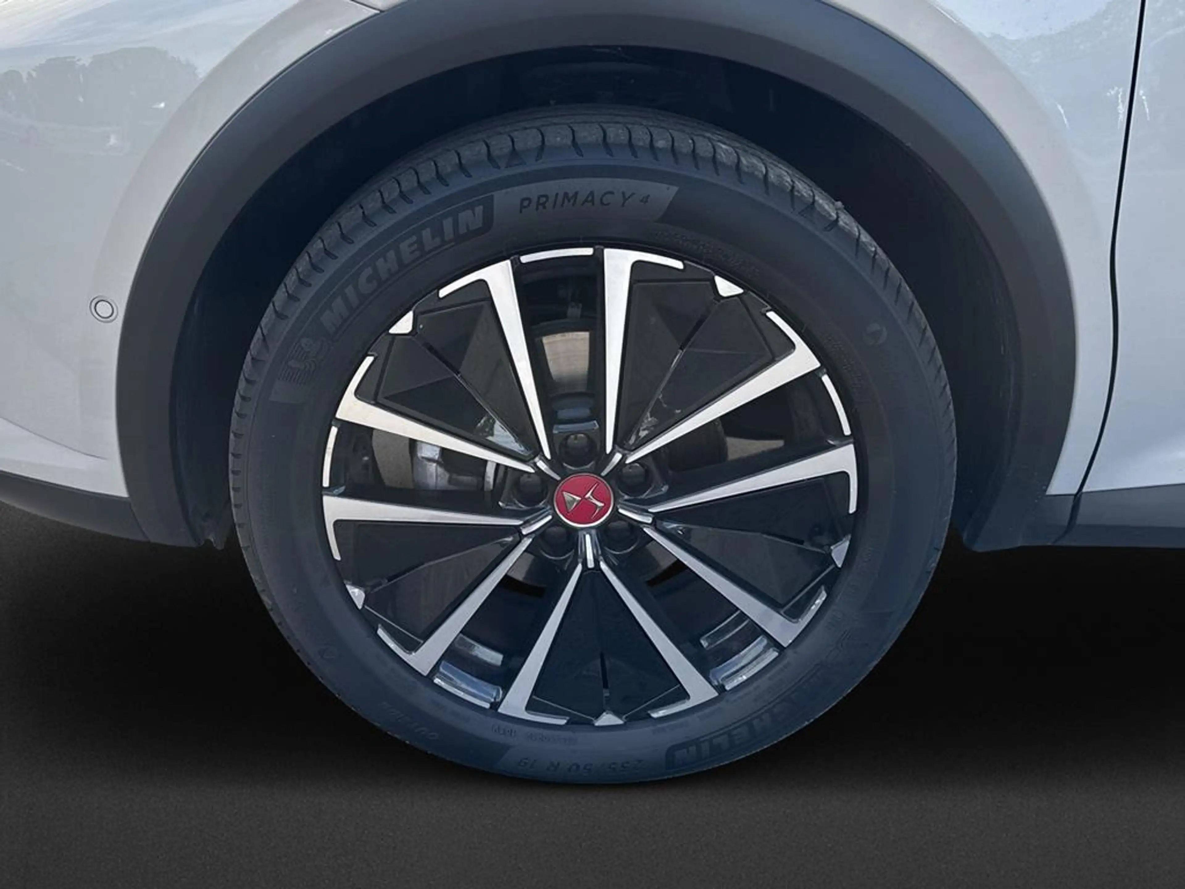 DS Automobiles DS 7 Performance Line BlueHDi 130 — photo 10