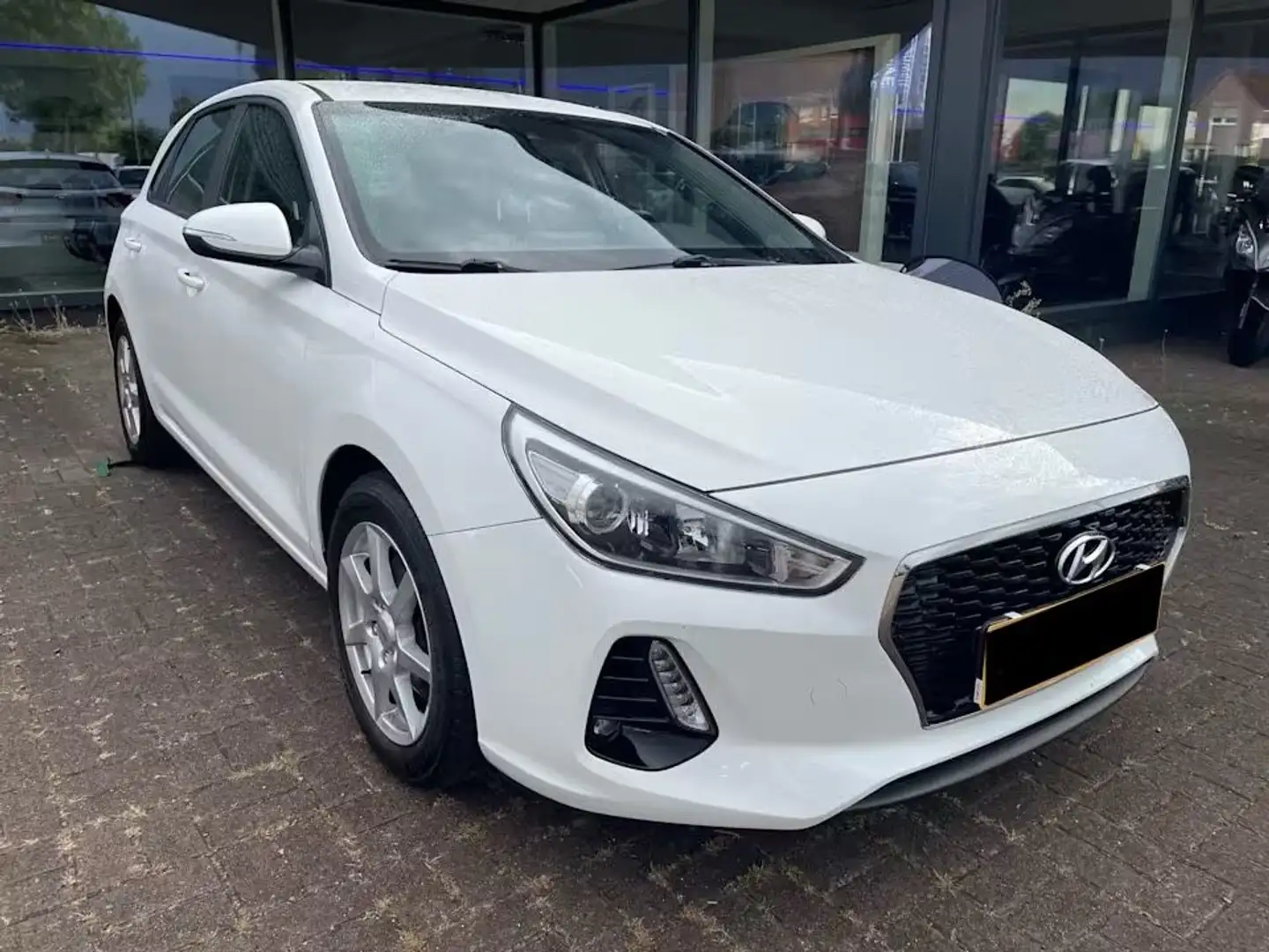 Hyundai i30 Trend *Navi*AppleCarplay*Kamera*LED* Weiß - 2