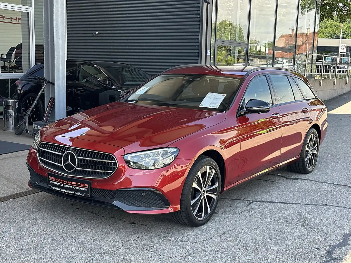 Mercedes-Benz E 300 de PHEV T 4Matic Aut. Rot - 1