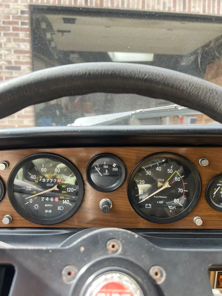 Fiat Pininfarina 124 spider 1979 in zeer goede staat, foto 7
