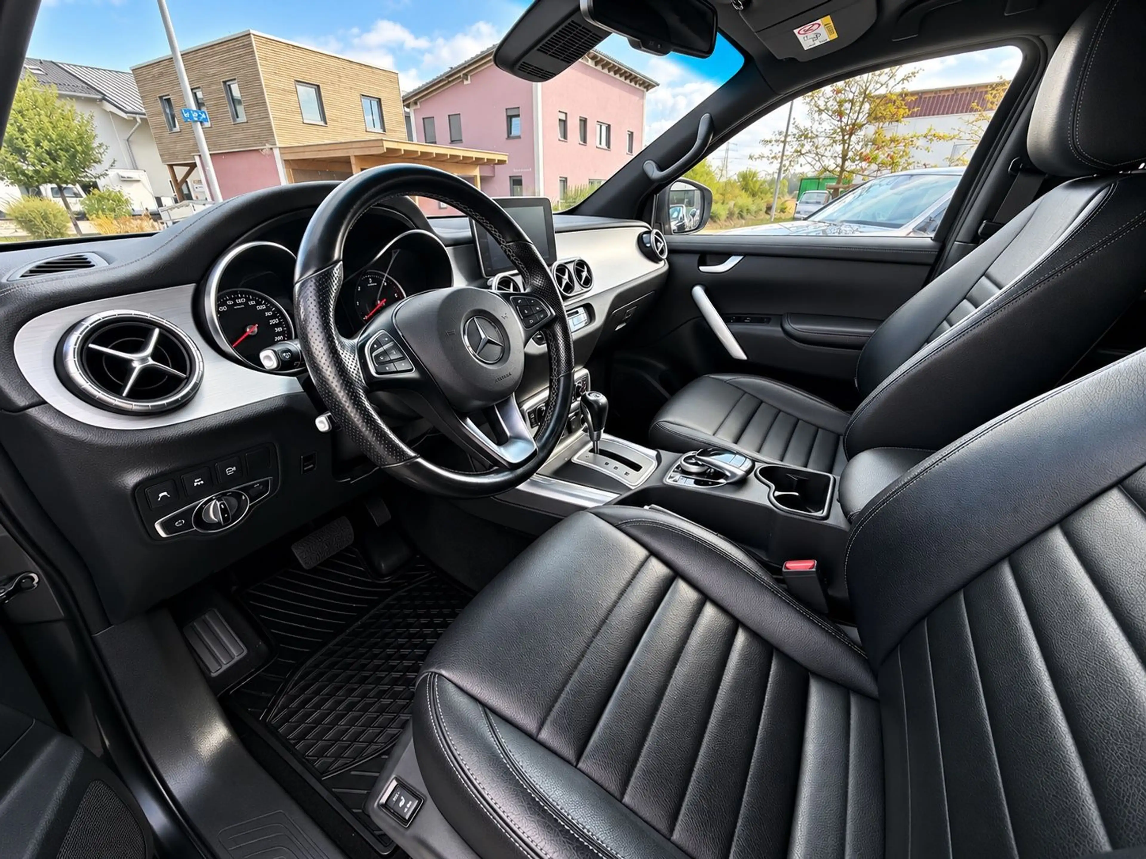 Mercedes-Benz X 350 Edition Power LED LEDER AHK NAVI 360 — photo 7