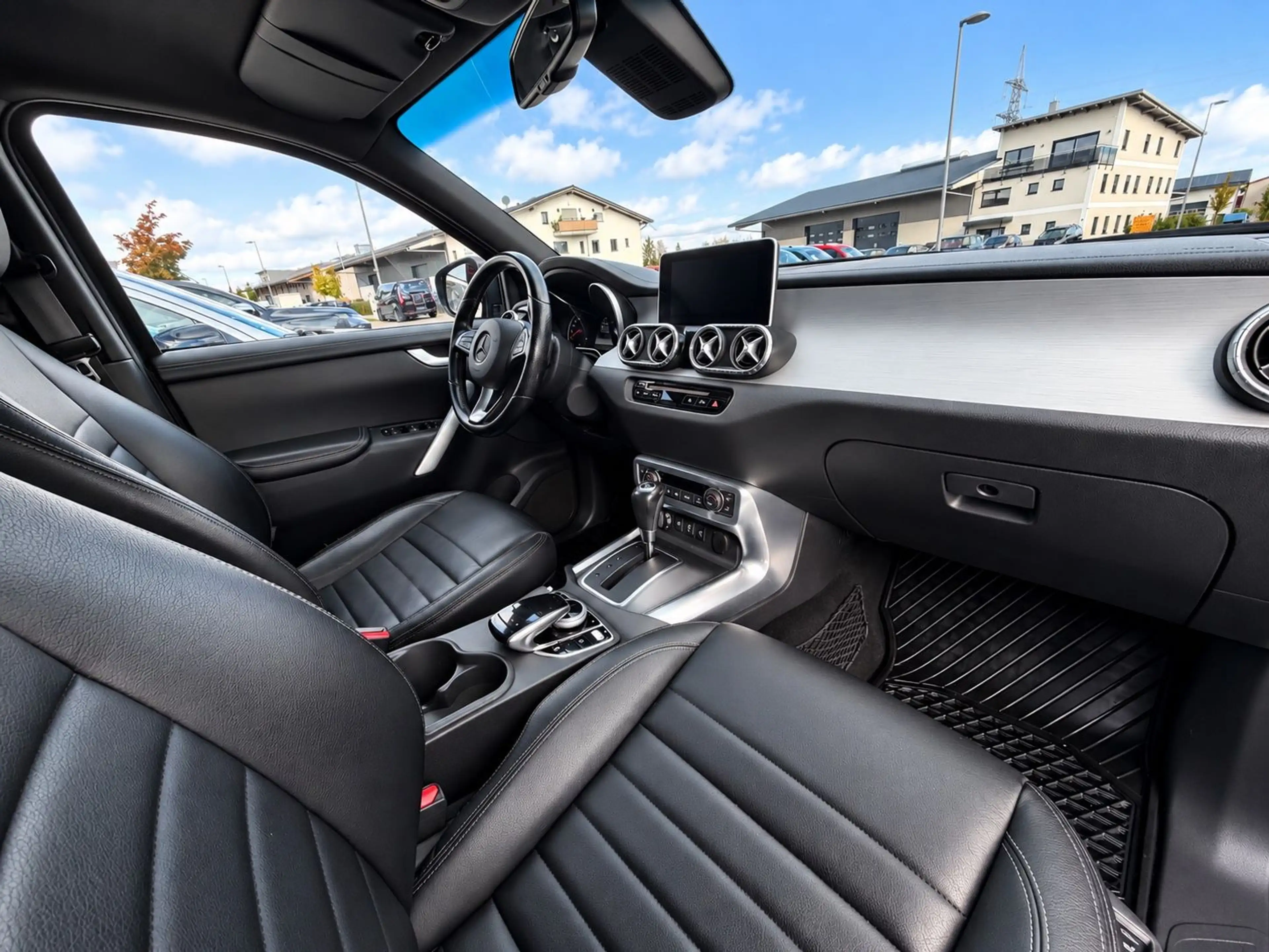 Mercedes-Benz X 350 Edition Power LED LEDER AHK NAVI 360 — photo 10