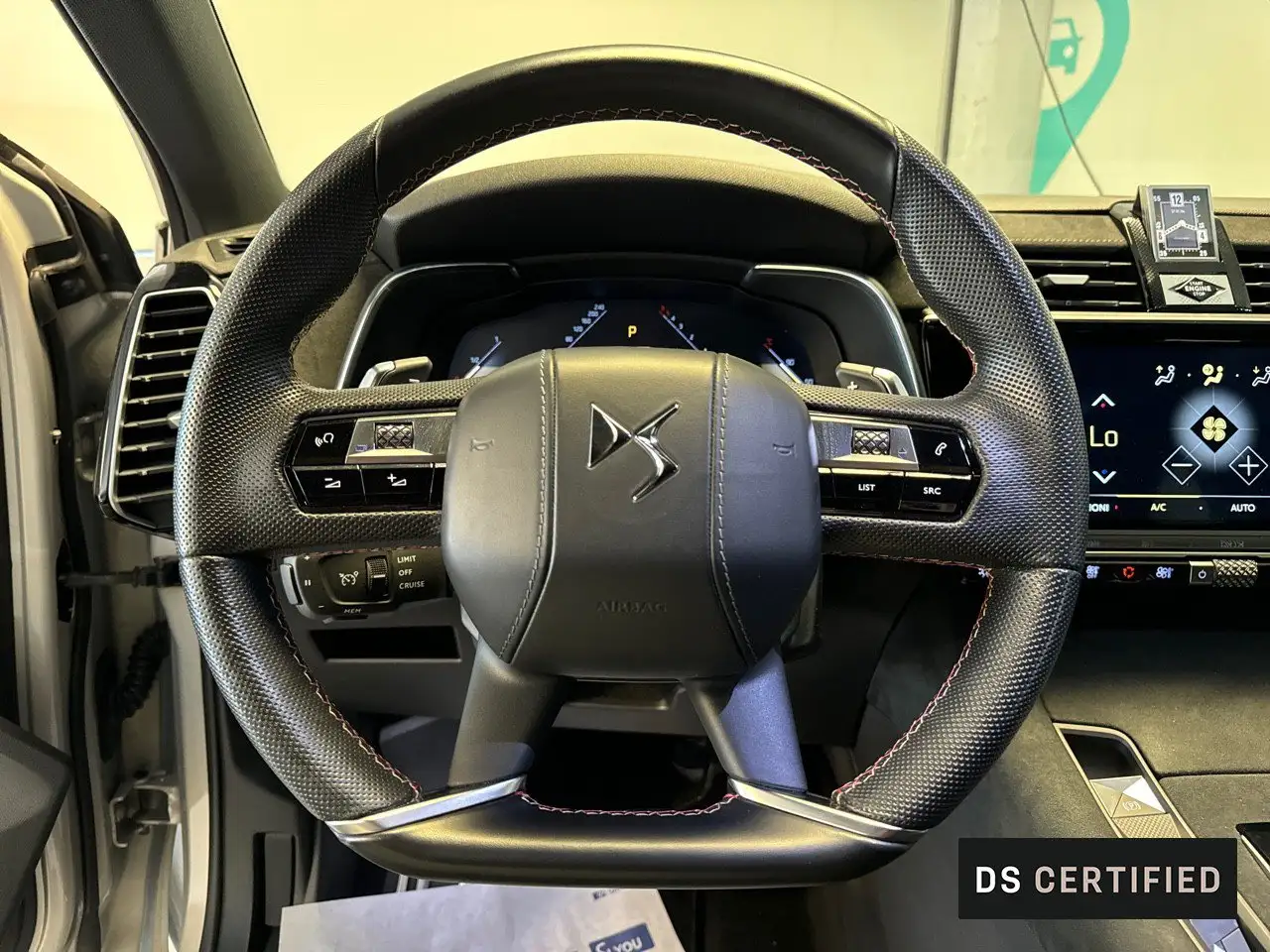 DS Automobiles DS 7 Crossback 2021 — фото 12