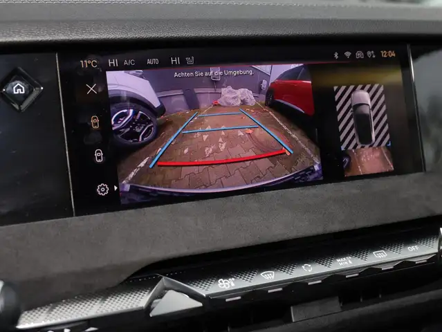 DS Automobiles DS 4 view 7