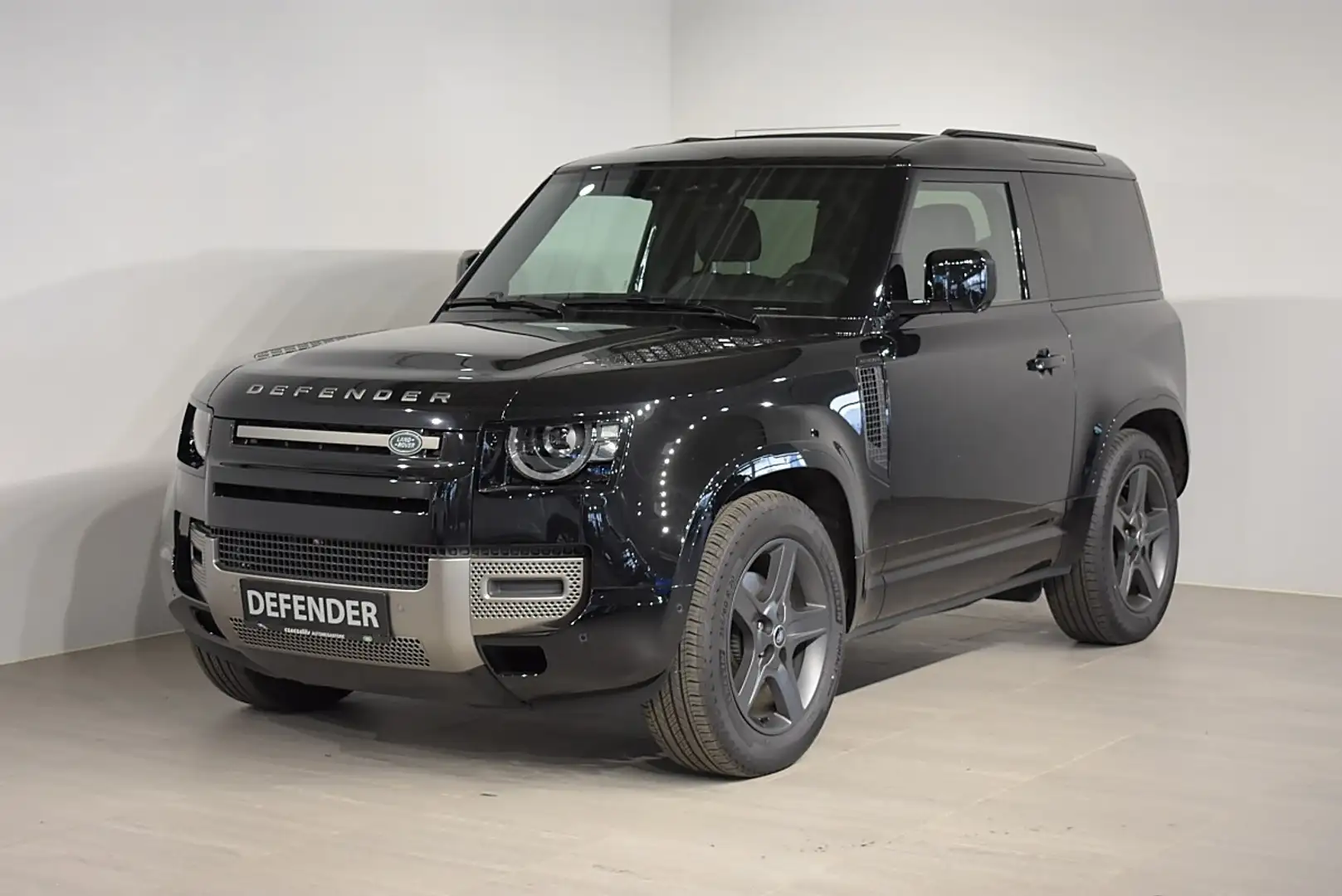 Land Rover Defender 90 D250 AWD X-Dynamic SE Aut. Schwarz - 1