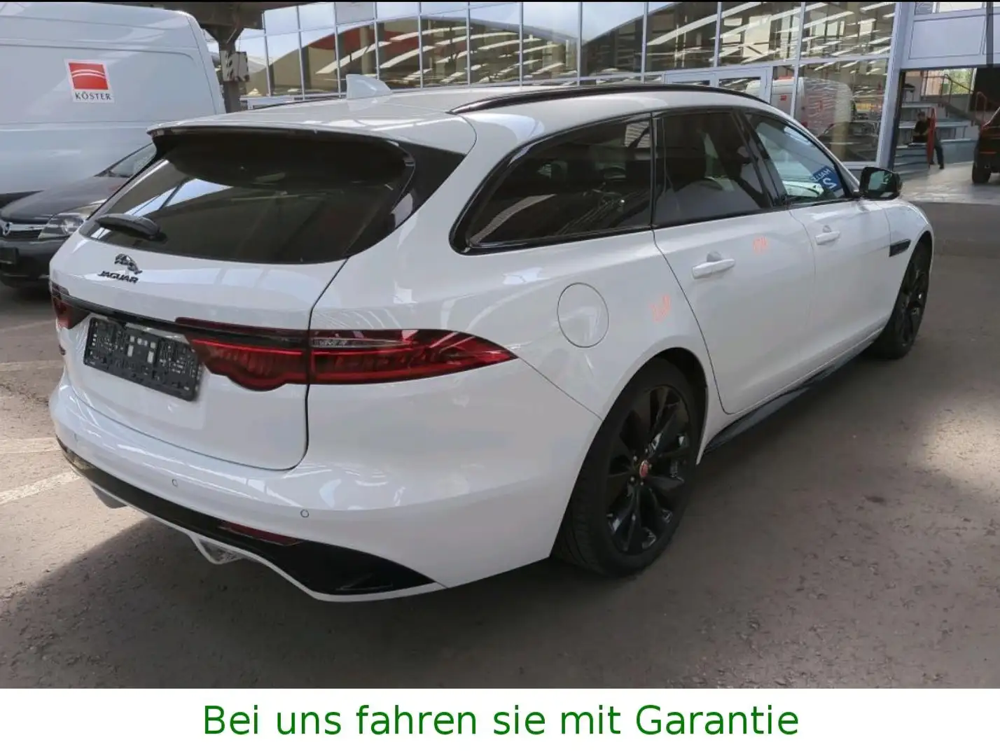 Jaguar XF Sportbrake R-Dynamic Black AWD*SCHECKHEFT*ACC Blanc - 2