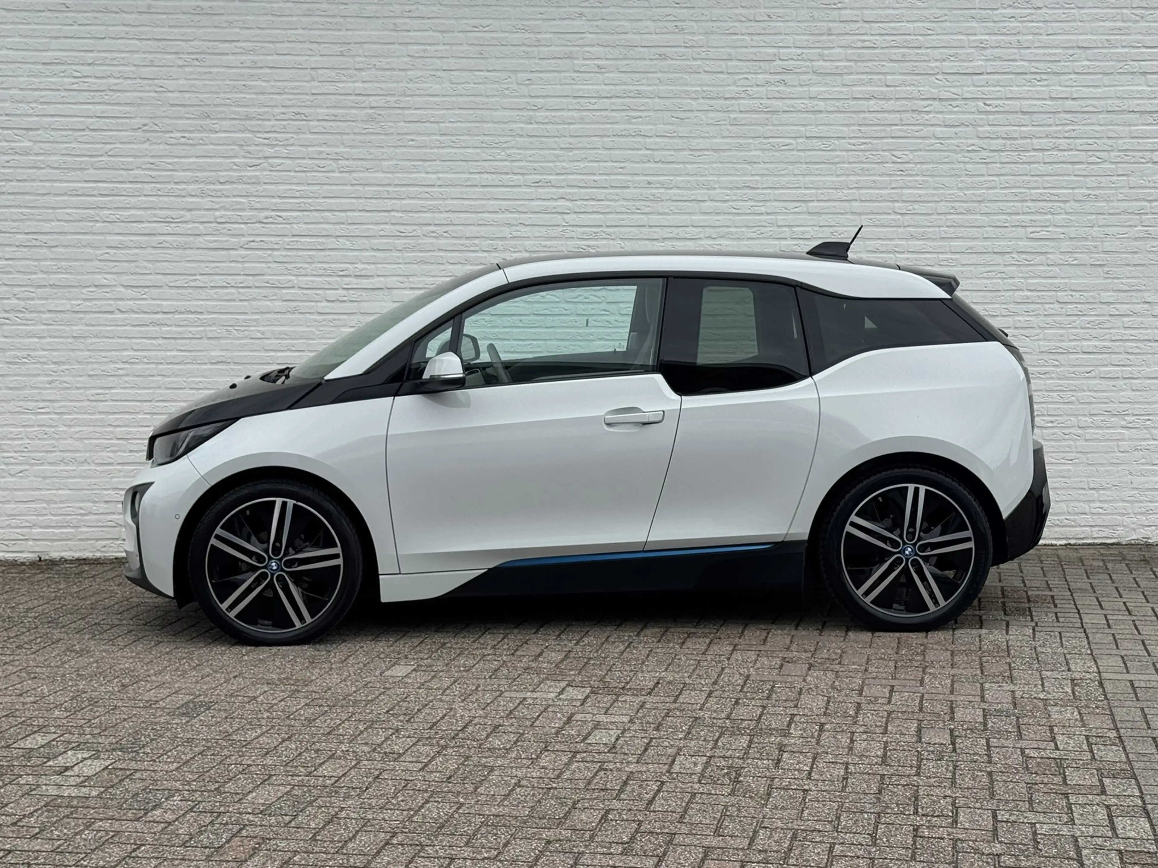 BMW i3 Comfort Advance 22 kWh Camera Cruise Leder+verwarm — photo 14