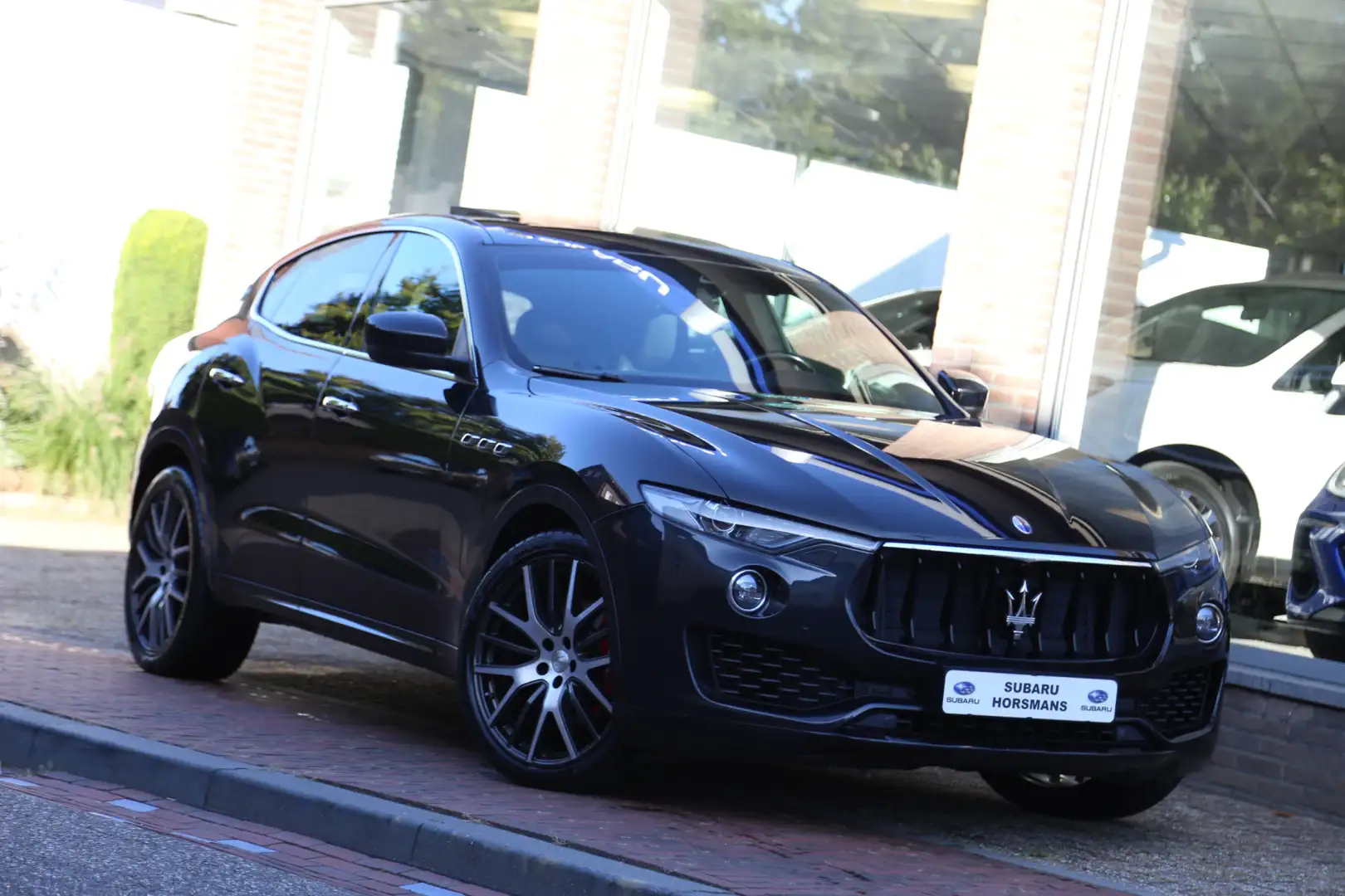 Maserati Levante 3.0 V6 D AWD GranSport Pano Luchtvering Leer Camer Noir - 1