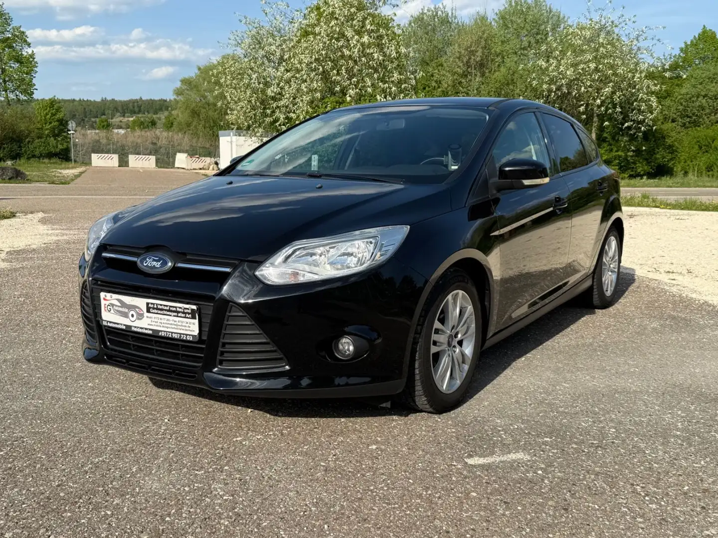 Ford Focus 1.6 110kW 5-Trg.Lim. Easy-Driver*Style-Pak Zwart - 1