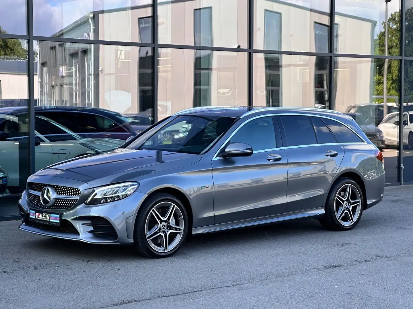 Mercedes-Benz C 300 de T Autom. 3xAMG Line NAVI/VIRT.COC/AHK Grau - 2