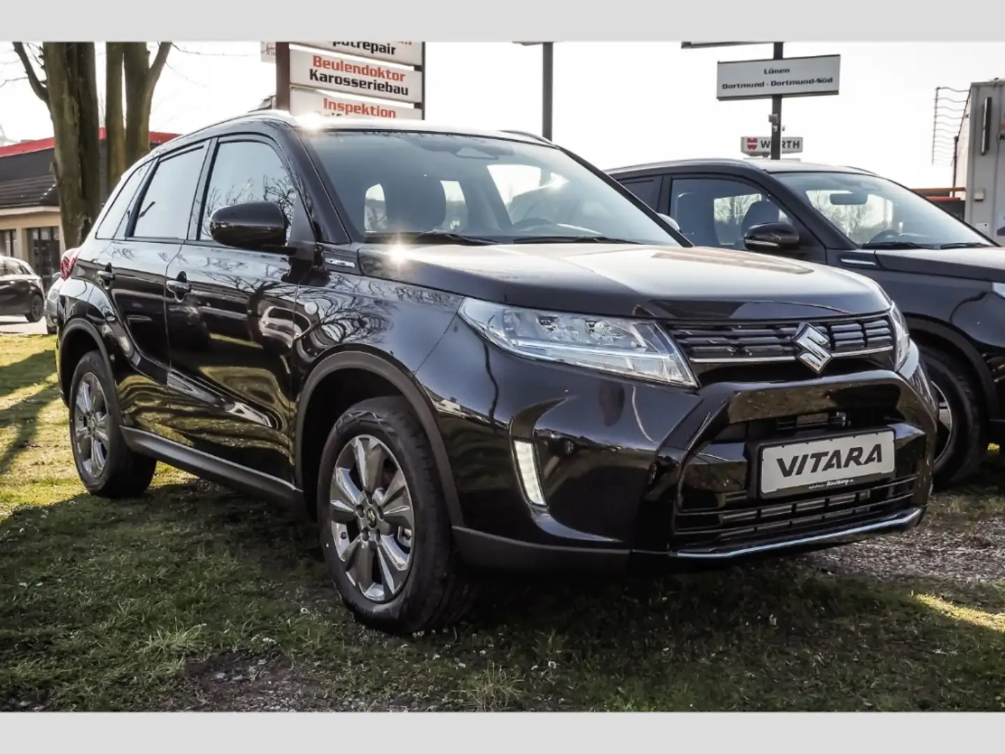 Suzuki Vitara Comfort 1.4 Allgrip Voll-LED RückKam SHZ PDC Schwarz - 2