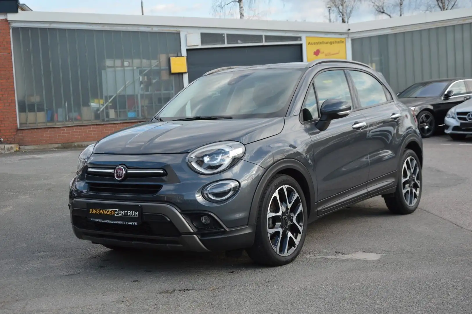 Fiat 500X 1.0 Cross"LED"NAVI"KAMERA"SITZHZ"TEILLEDER" Grau - 1