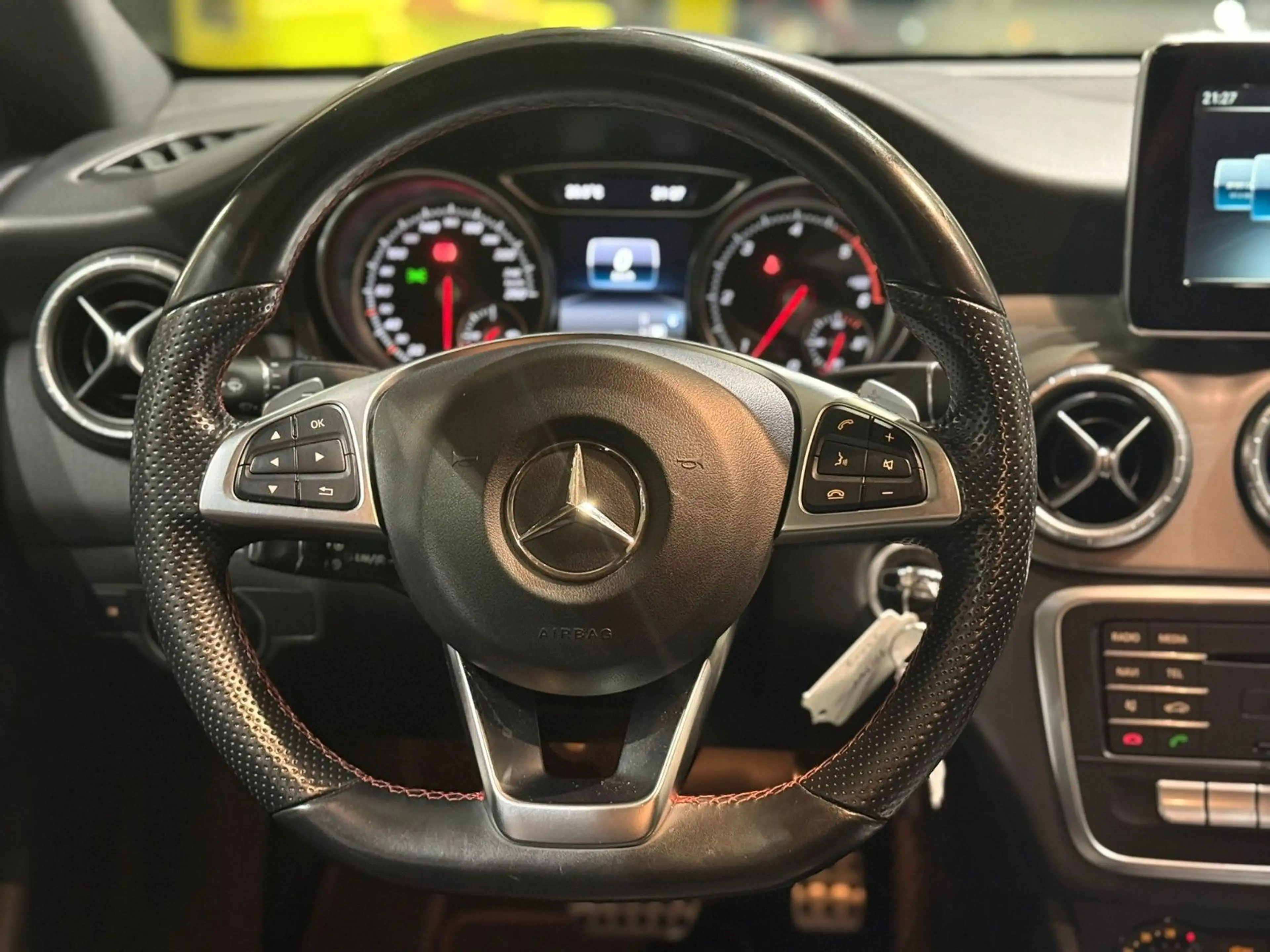 Mercedes-Benz CLA 200 CDI *AMG-Line*Kamera*Night*Ambiente — photo 11