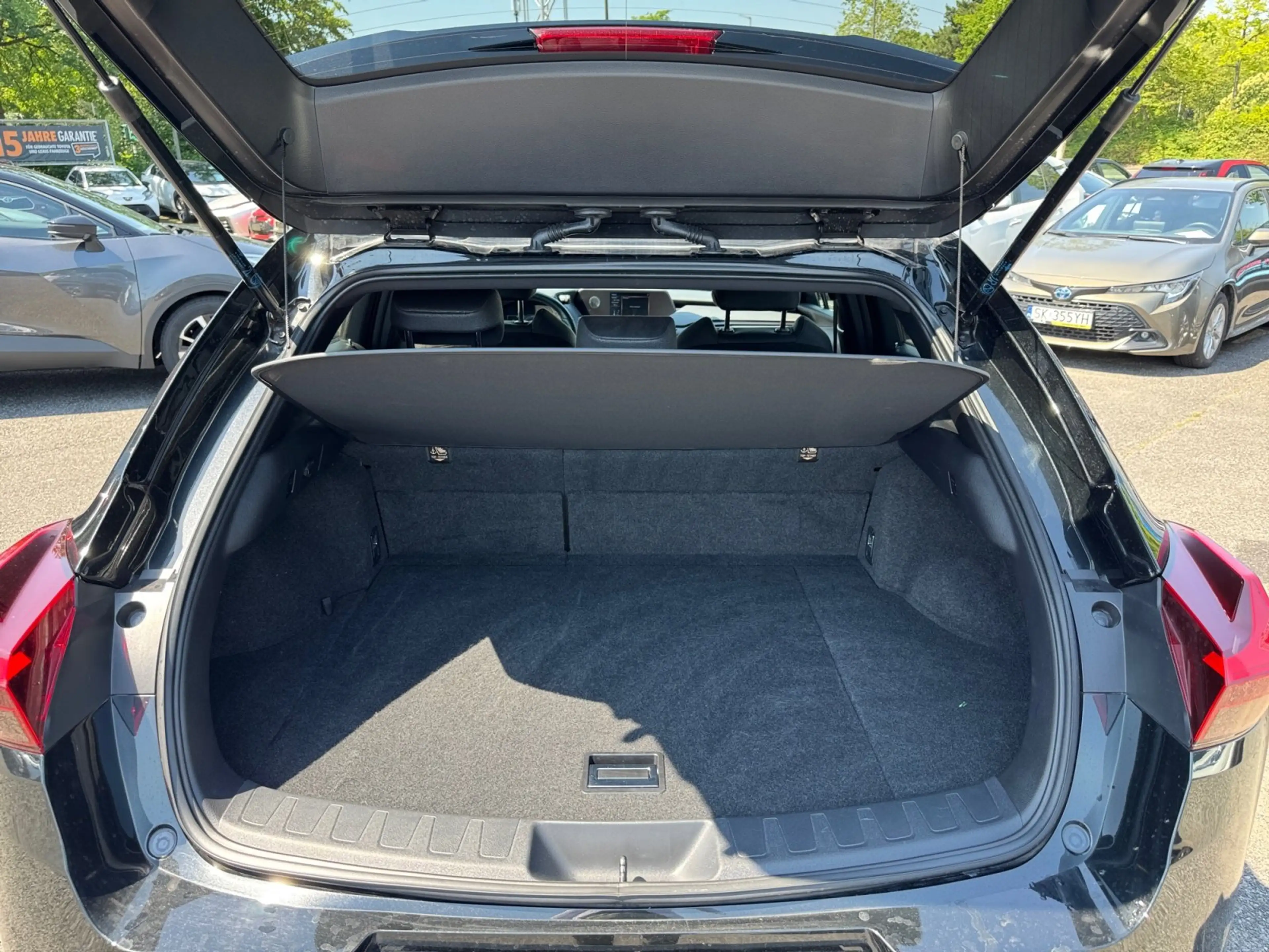 Lexus UX 250h Style Edition *CARPLAY*AA*KAMERA*PDC* — photo 15