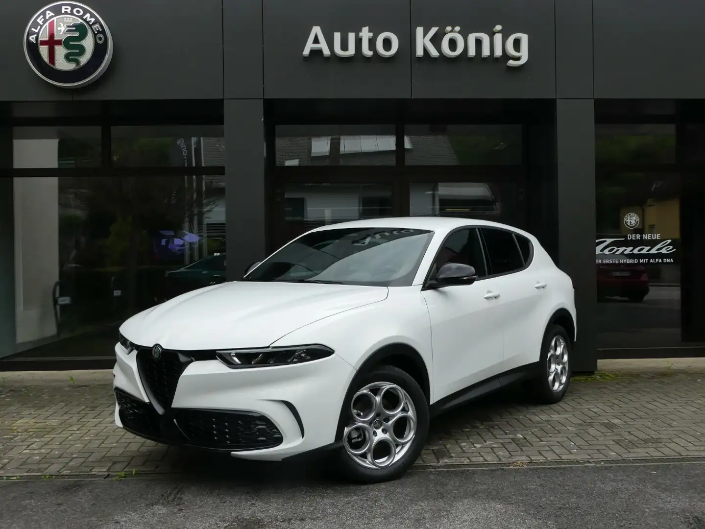 Alfa Romeo Tonale Sprint 1.6 VGT-D bijela - 1