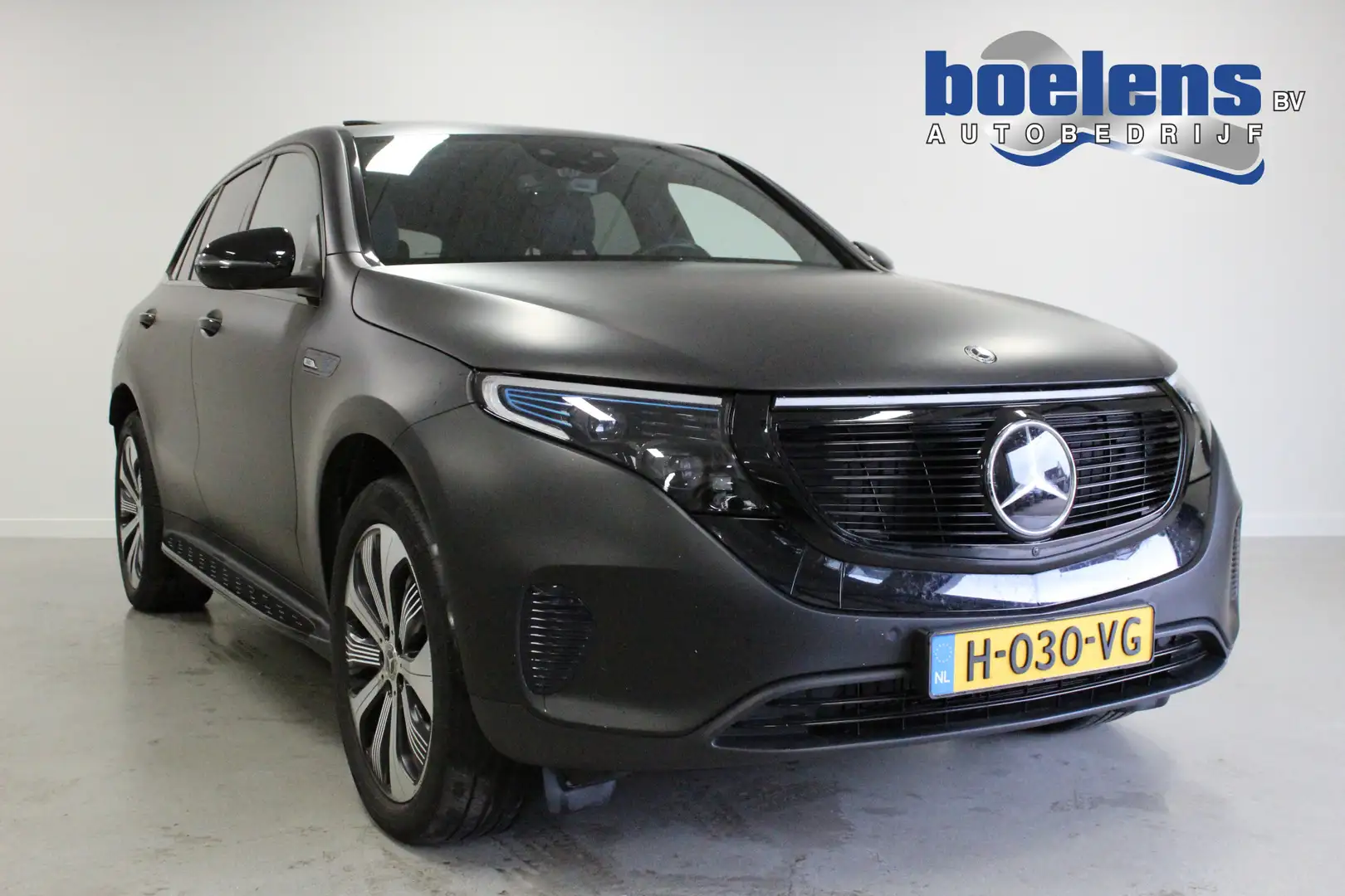 Mercedes-Benz EQC 400 4MATIC Premium 80 kWh | 1886-EDIT! | 20'LMV | ACC Grijs - 1