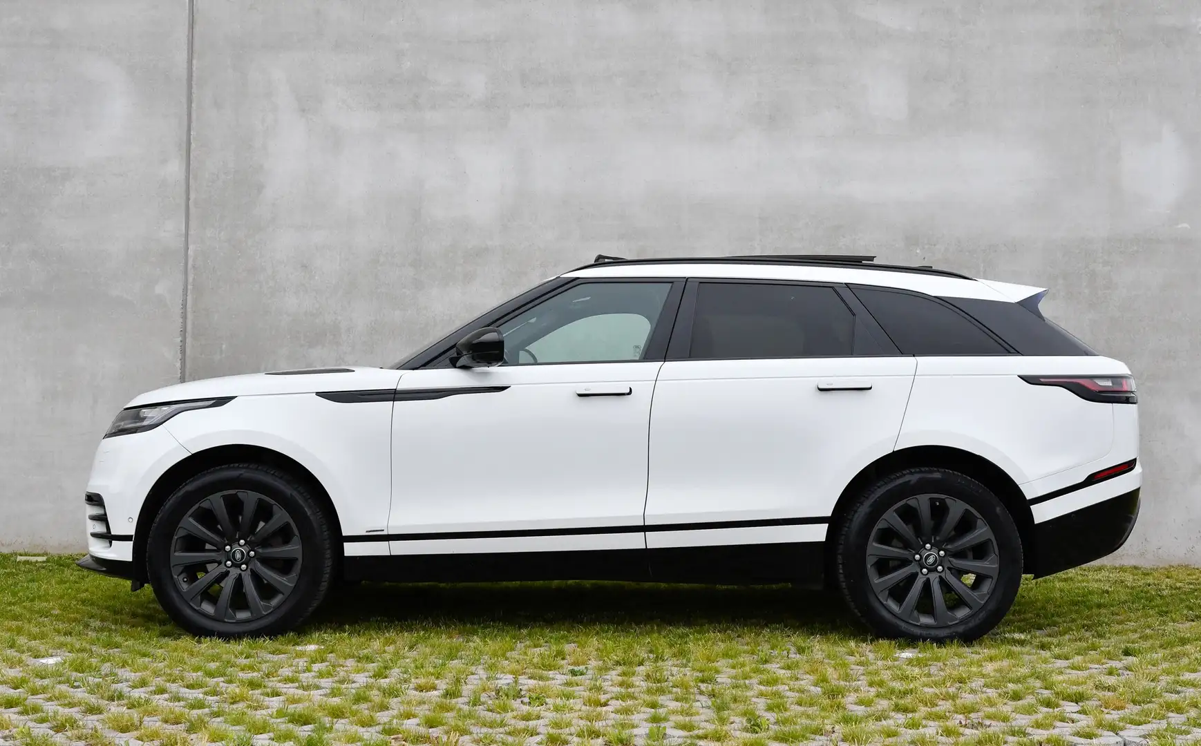 Land Rover Range Rover Velar 2.0 R-Dynamic*Meridian*Pano*Full* 29.744€ HTVA Wit - 2