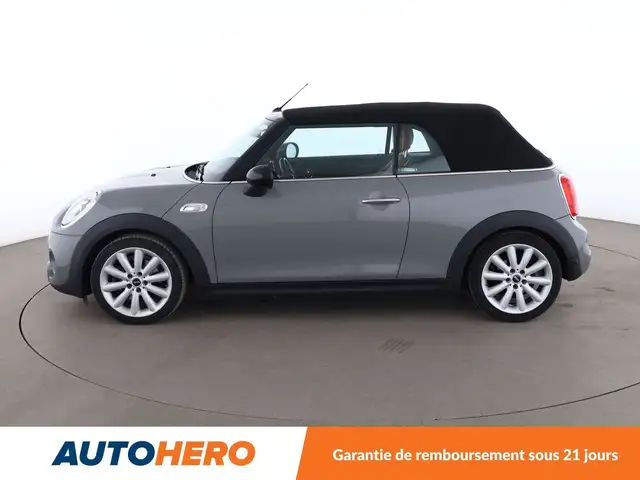 Mini Convertible view 3