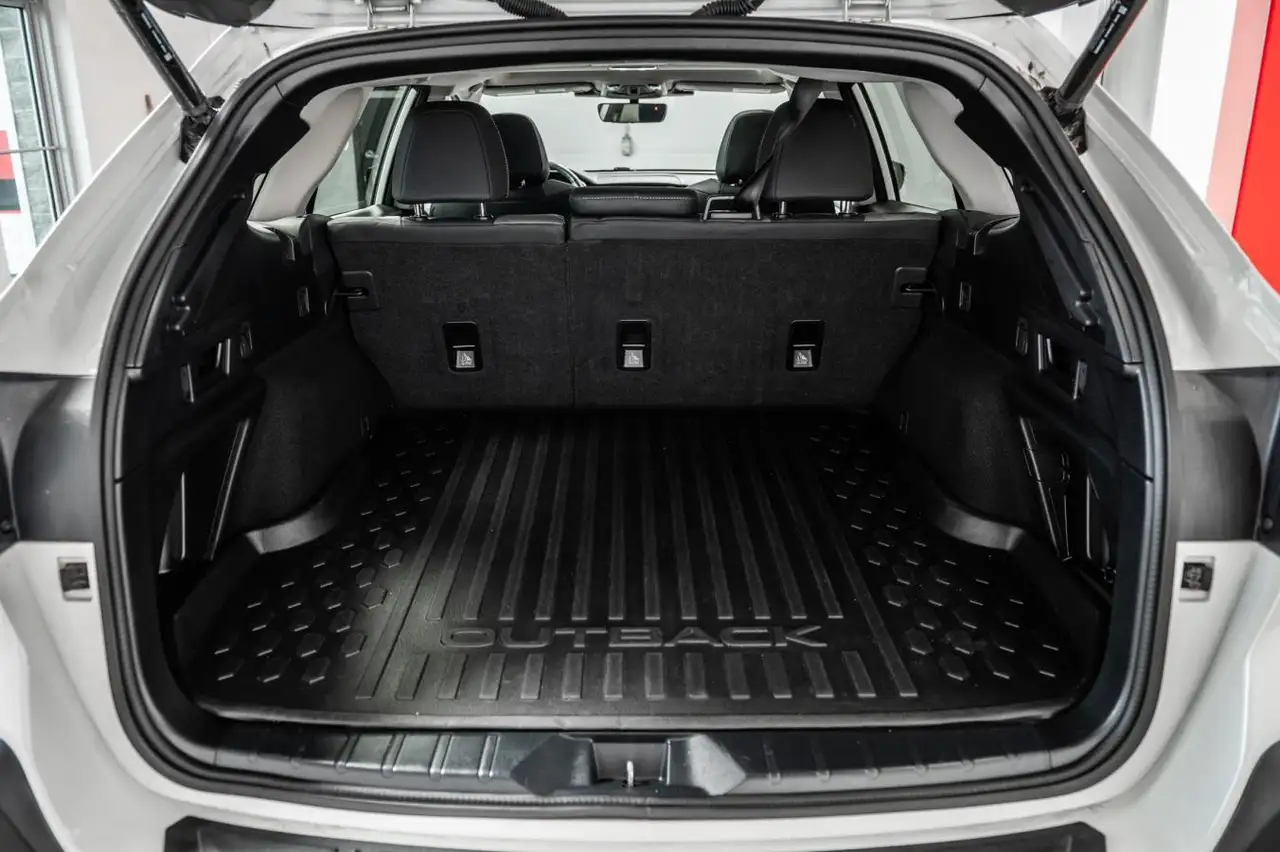 Subaru OUTBACK снимка Subaru OUTBACK