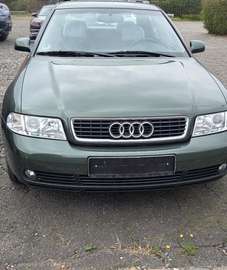 Audi A4 2.8 V6 quattro