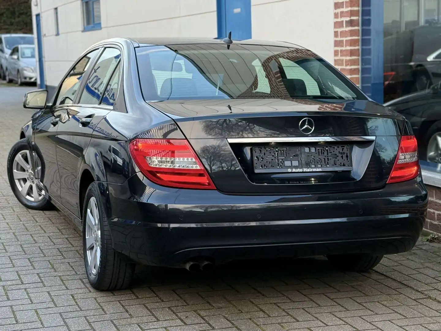Mercedes-Benz C 180 CGI BlueEFFICIENCY ELEGANCE ÉDITION Noir - 2