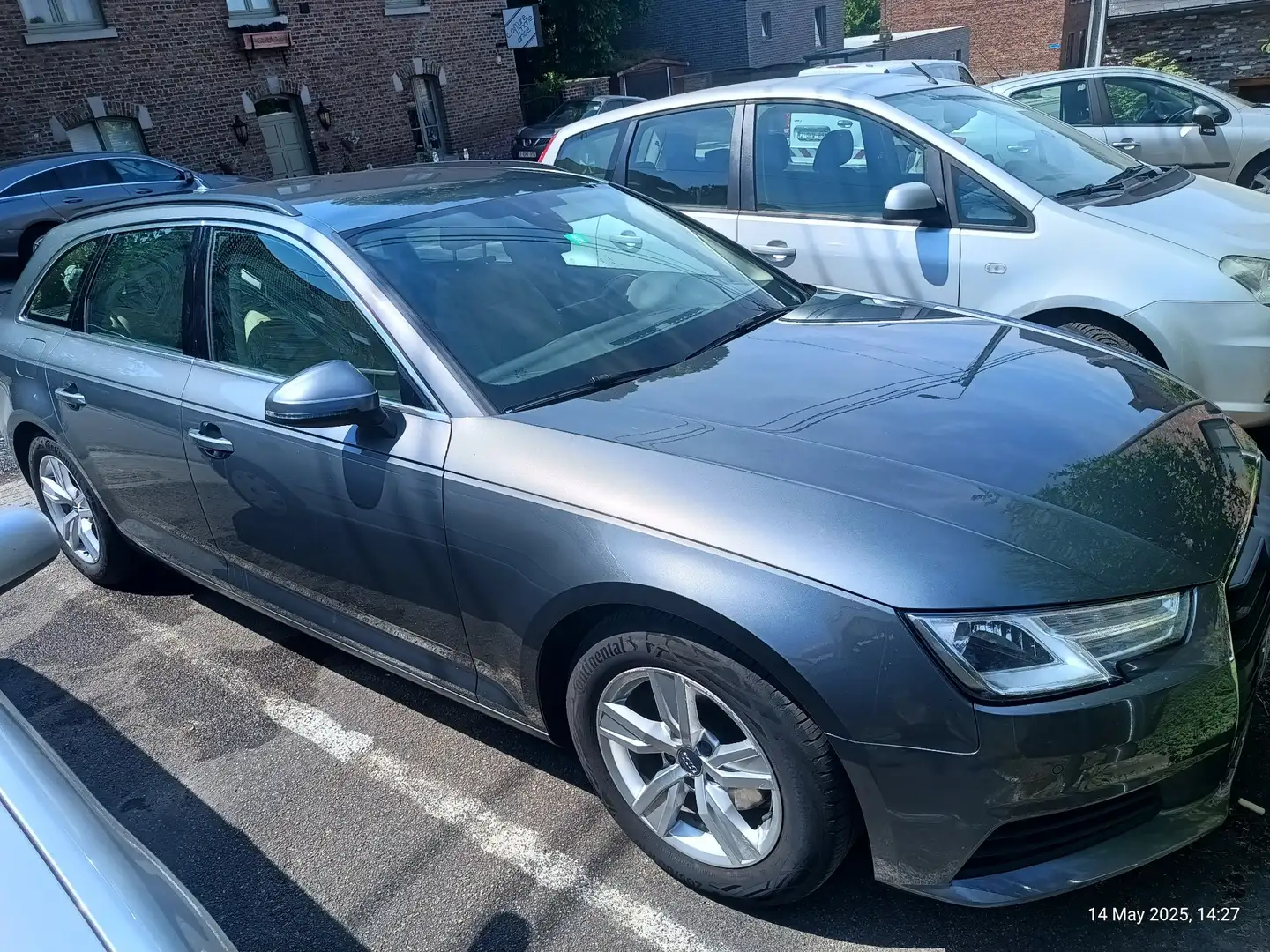 Audi A4 2.0 TDI ultra design - 2