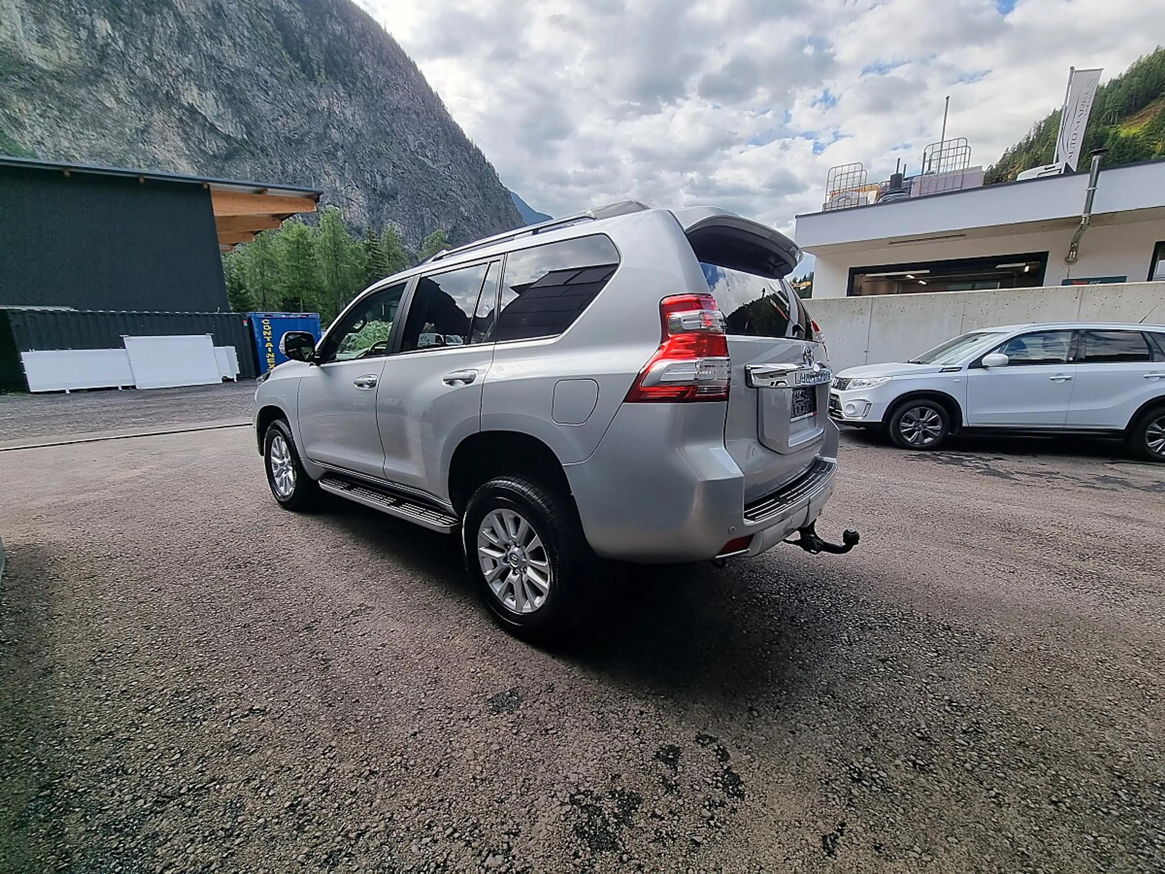 Toyota Land Cruiser Landcruiser 300 3,0 D-4D 4WD President Aut.  Pa... — photo 8