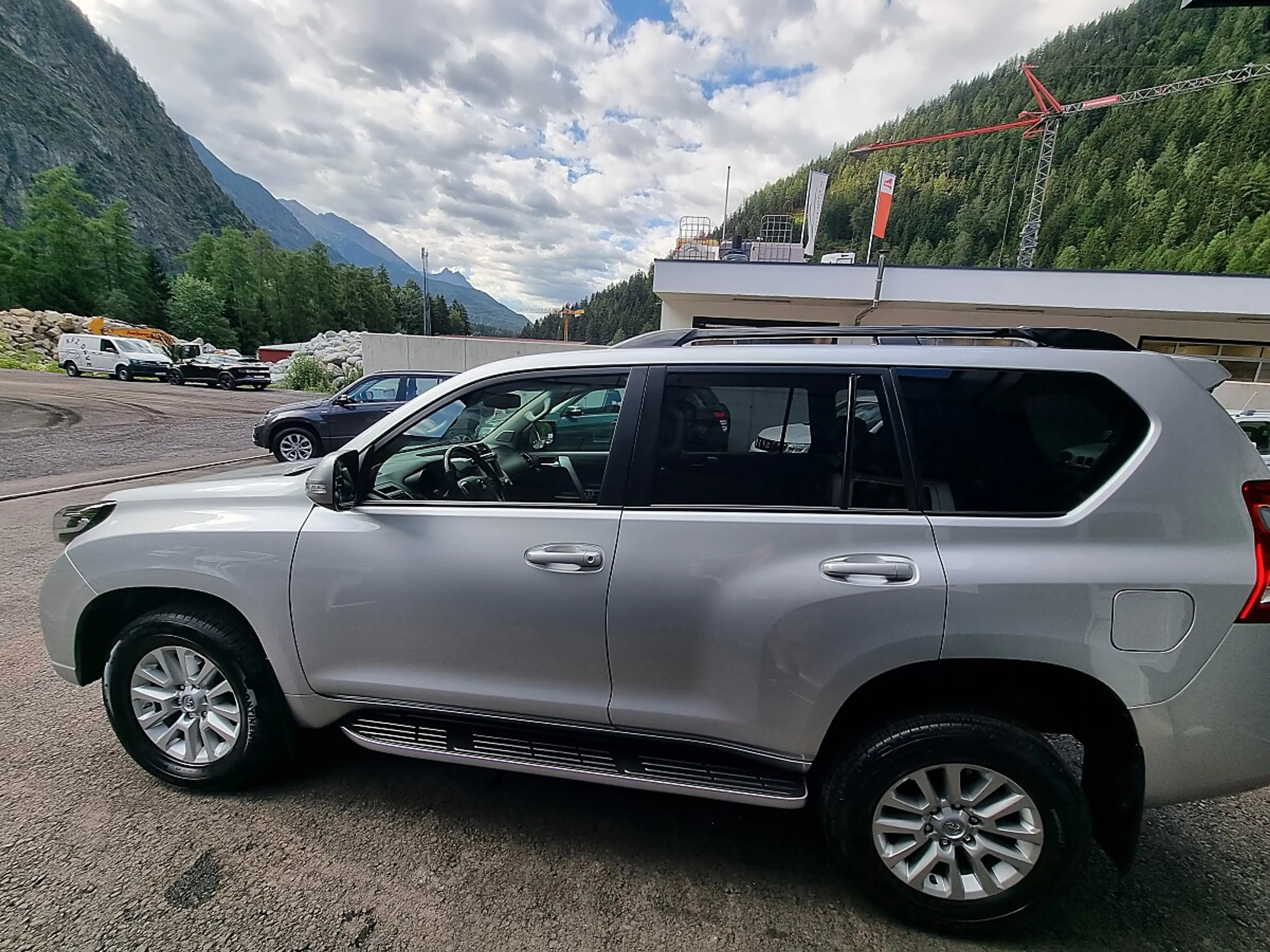 Toyota Land Cruiser Landcruiser 300 3,0 D-4D 4WD President Aut.  Pa... — photo 9