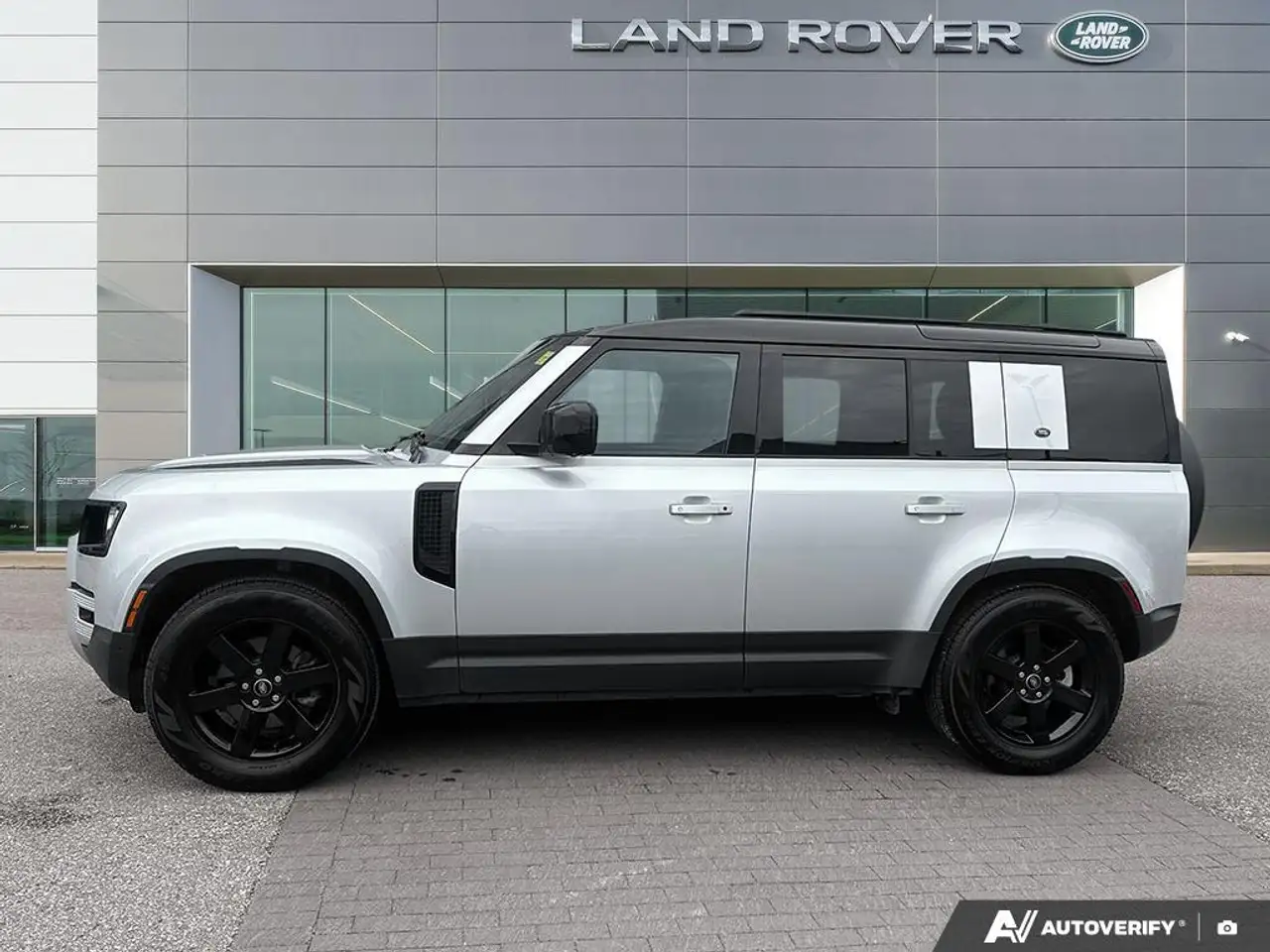 Land Rover Defender снимка Land Rover Defender