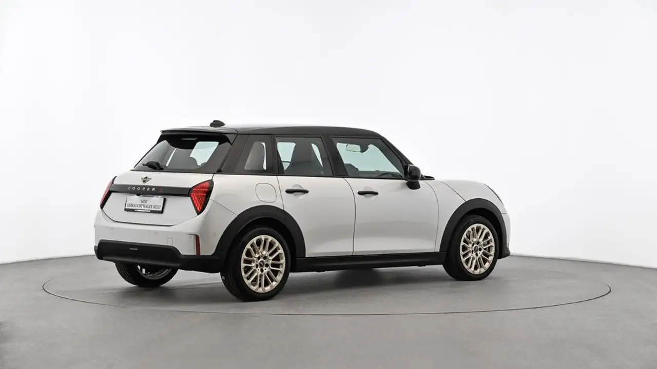 MINI Cooper Favoured Trim, миниатюра 7