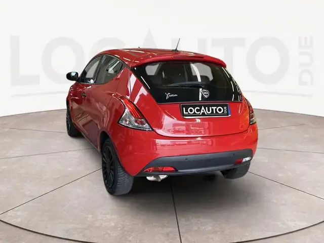 Lancia Ypsilon view 5