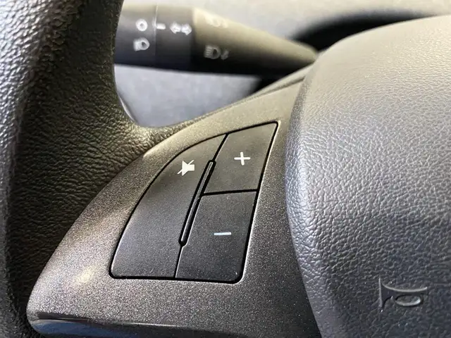 Lancia Ypsilon view 13
