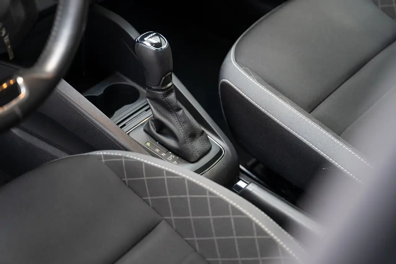Skoda Fabia 1.0 TSi 95 DSG Ambition Garantie 12 mois, миниатюра 8