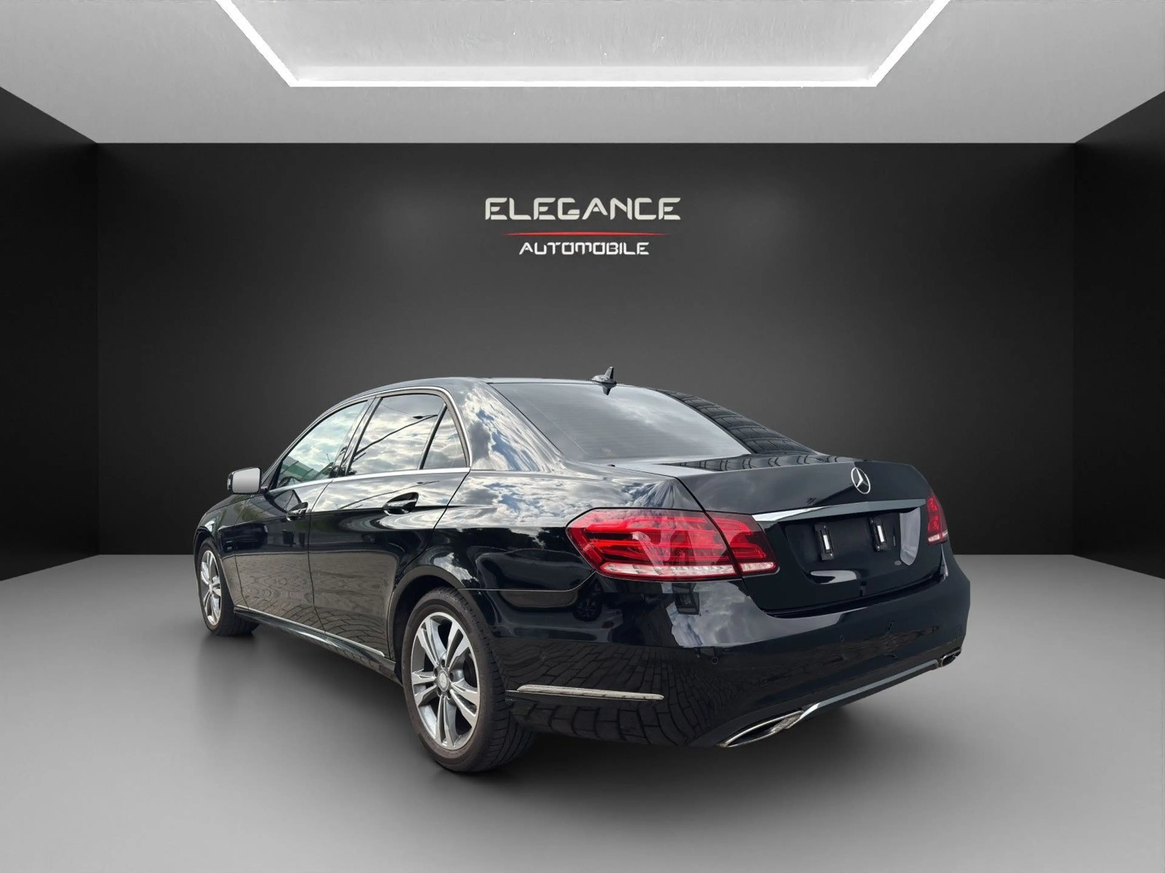 Mercedes-Benz E 350 E Limousine BlueTec*Avantgarde*Vollleder — photo 3