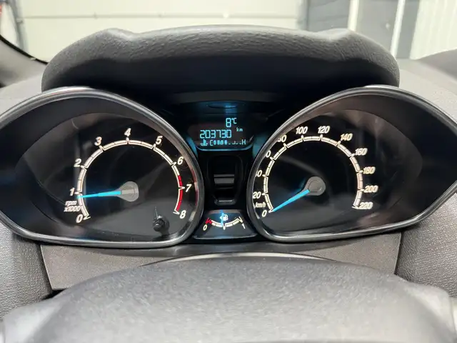 Ford Fiesta view 13