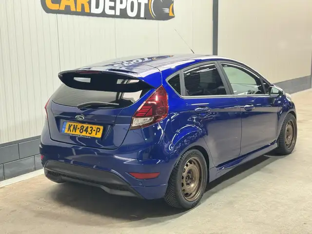 Ford Fiesta view 5