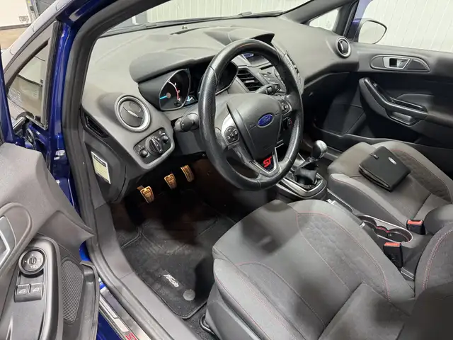 Ford Fiesta view 10